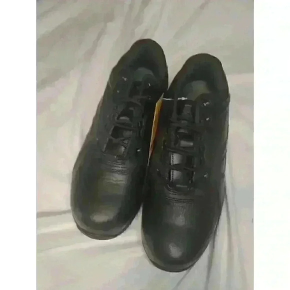 Thorogood Work Boot Leather, Athletic Slip Resistent, Safety Toe (Size 13) - Picture 1 of 7